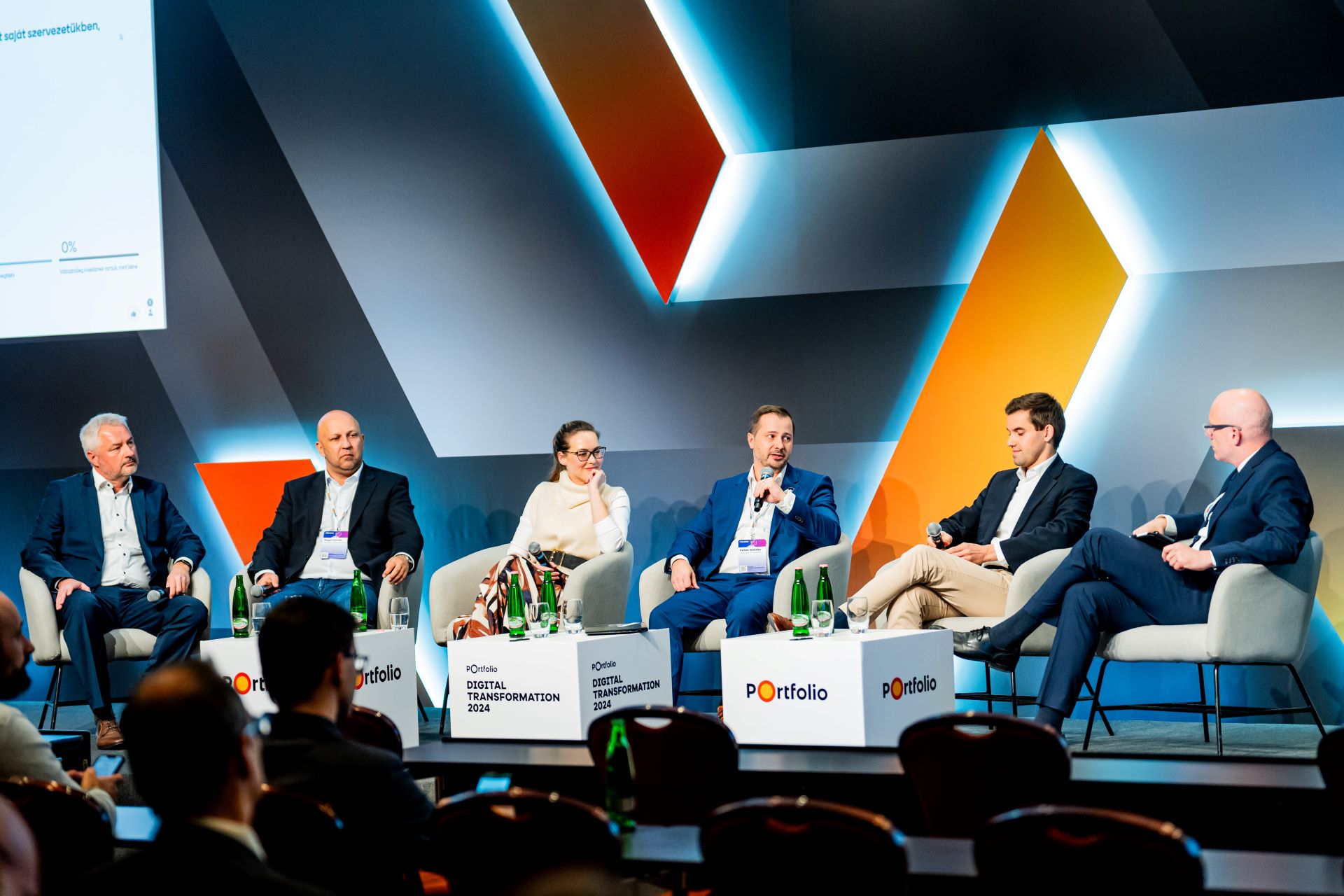 conference_podium